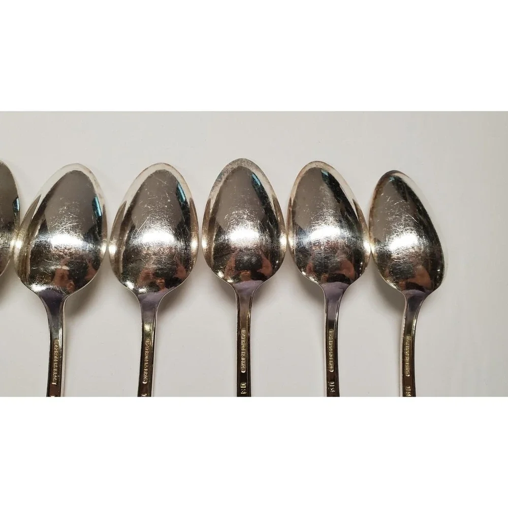 1847 Rogers Silverplate IS Remembrance Teaspoons Flatware Set of 8  (B
